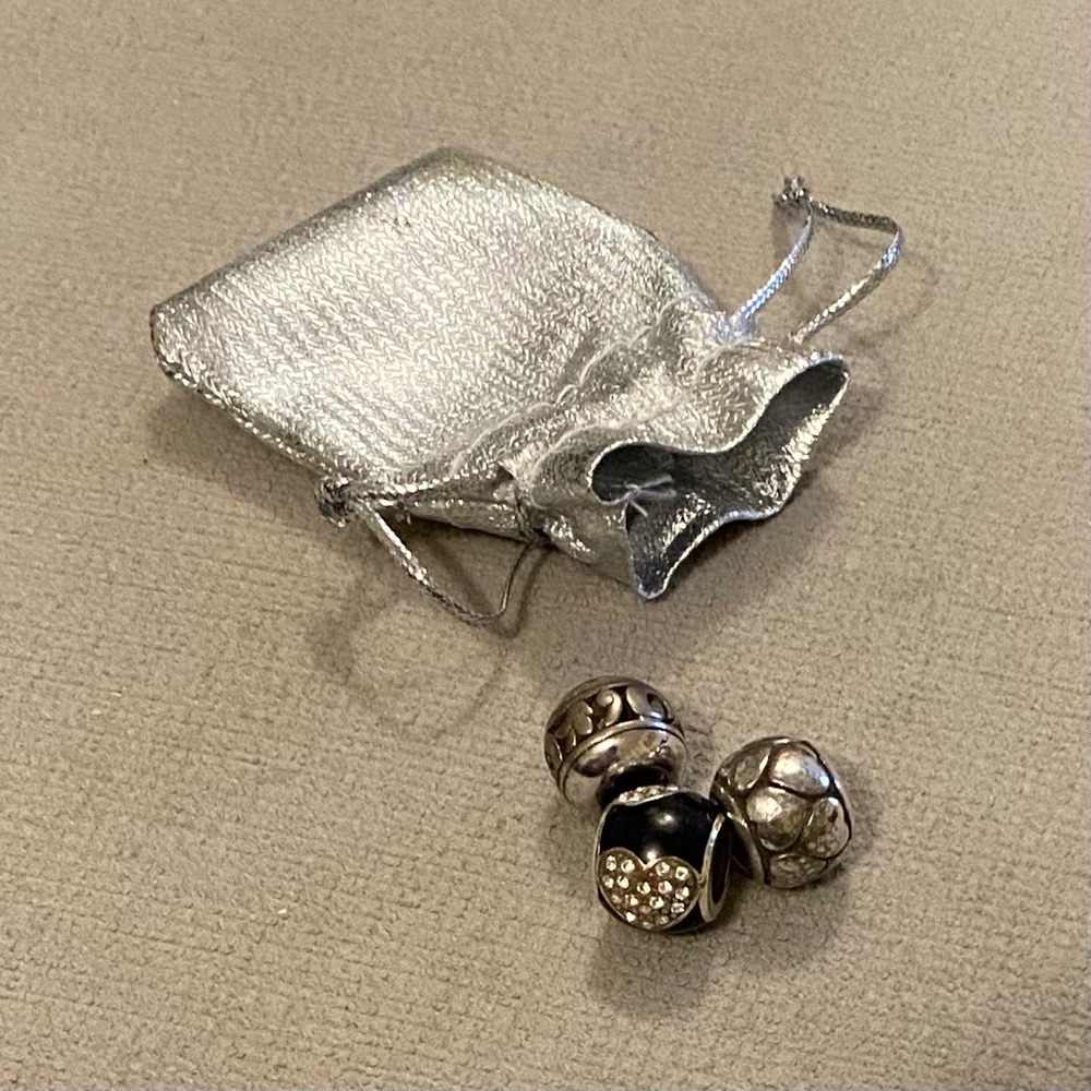 Brighton heart charms ❤️ set of 3